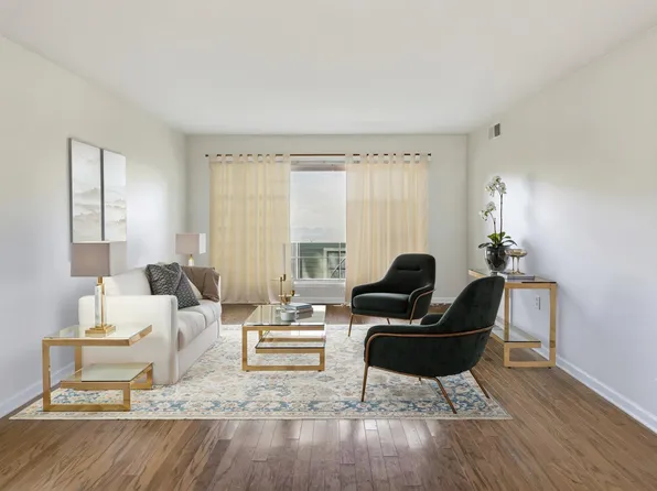 220 S McLean Blvd APT 8, Memphis, TN 38104