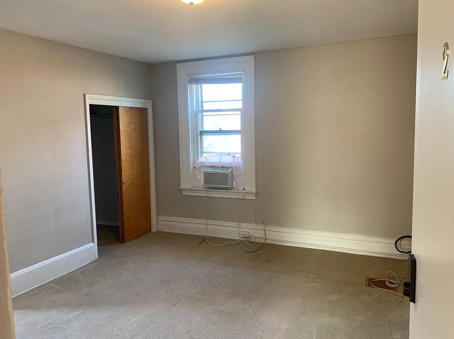 5631 Northumberland St APT 2 photo 1