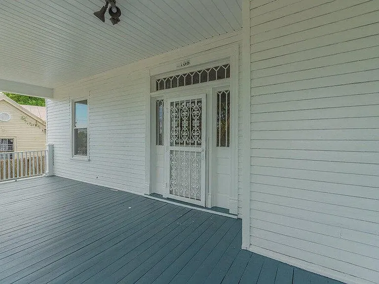 2158 Broad St #C — Photo 2