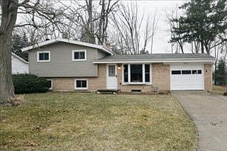 1st image of 236 Beachfield Dr