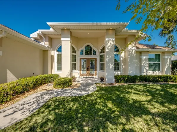 417 SE 13th St, Cape Coral, FL 33990