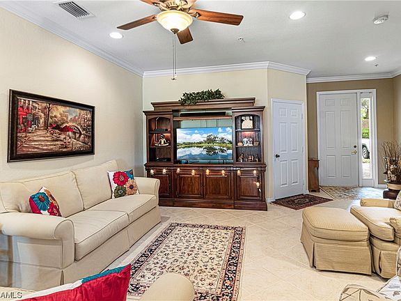 4th image of 3161 Cottonwood Bnd APT 1203