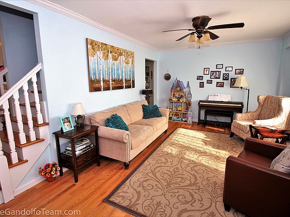 3rd image of 314 Weidner Ave