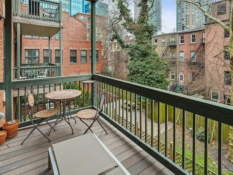 61 Grand St #2C — Photo 4