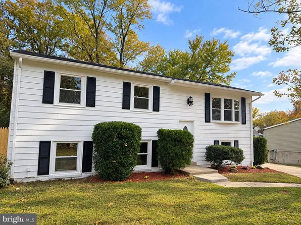 13781 Musket Ct, Woodbridge, VA 22193
