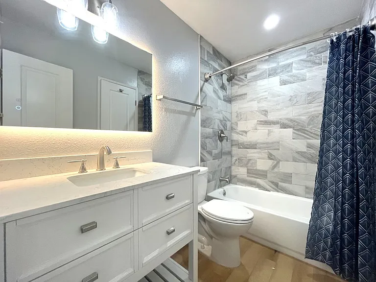 RV T 1708 — Photo 15