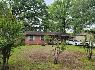 7111 Glen Oak Dr, Little Rock, AR 72209