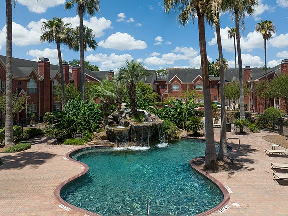 2nd image of 2380 Bering Dr #2382L