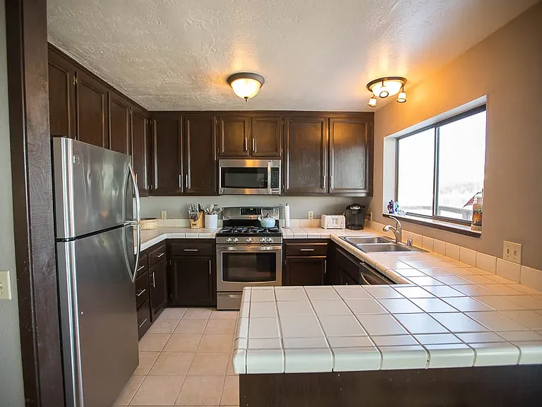 3185 W Lake Blvd — Photo 8