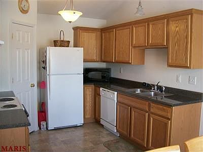 4th image of 319 Briarchase Cir