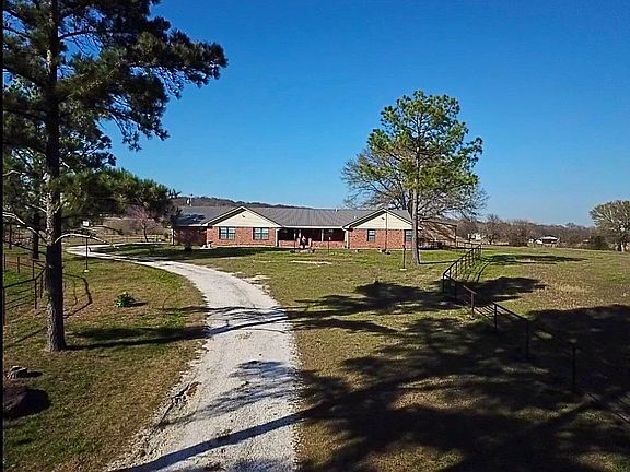 3rd image of 19090 County Road 3 Dr