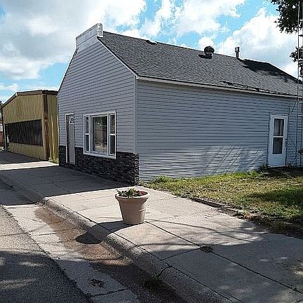 2nd image of 207 State St