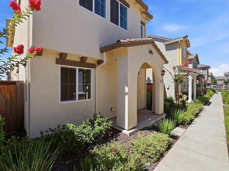 3025 San Geronimo Pl — Photo 1
