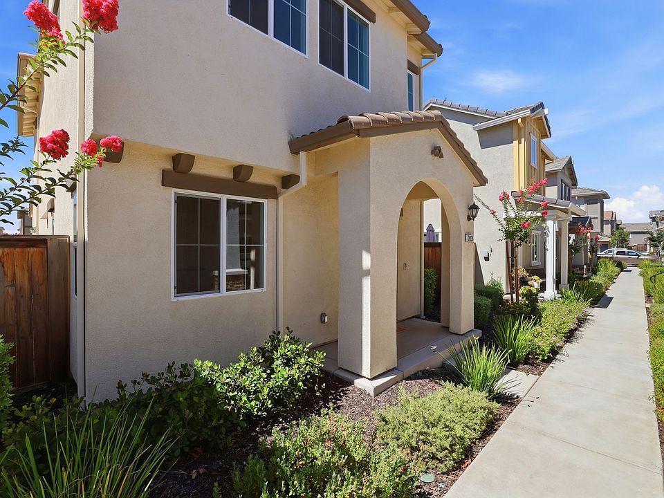 1st image of 3025 San Geronimo Pl