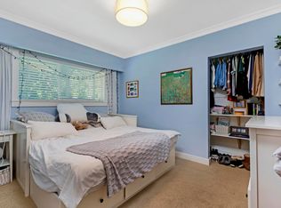 3420 Rockview Pl, West Vancouver, BC V7V 3H3