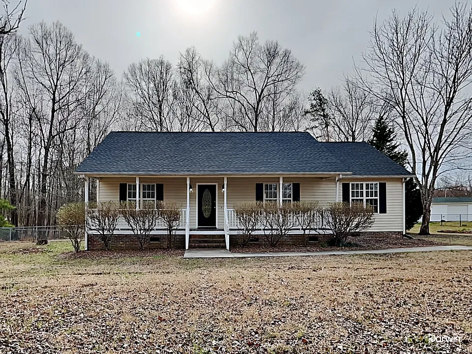 104 Campen Ct