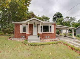 216 Sunset Dr, Bethalto, IL