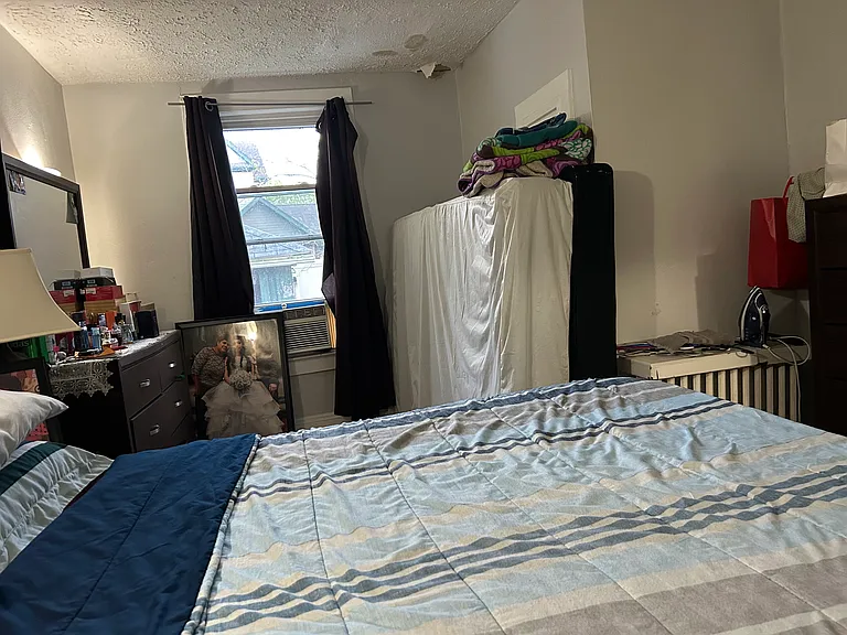 35 Wayne Ave #1 — Photo 3