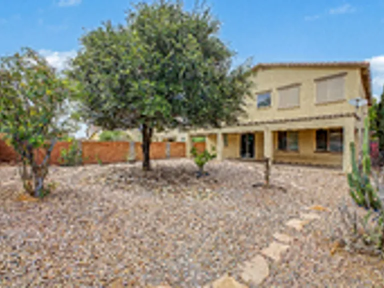 4947 E Odessa Dr — Photo 23