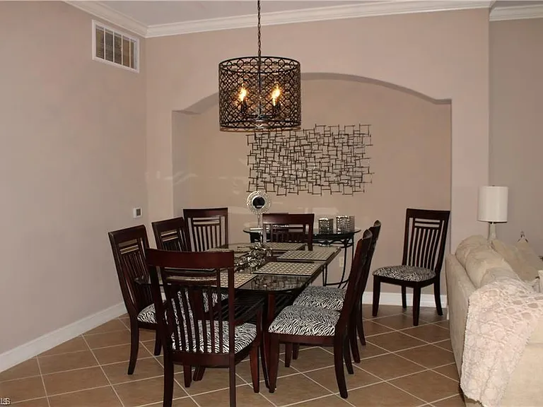 10474 Smokehouse Bay Dr #102 — Photo 3