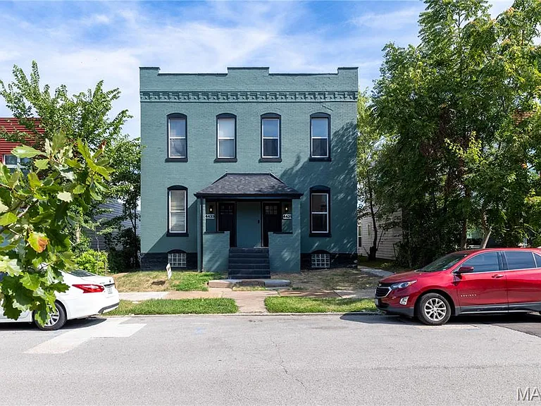 4431 Norfolk Ave — Photo 1