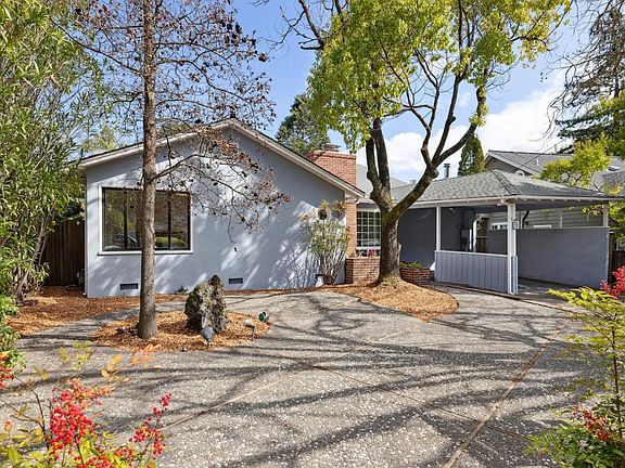 4th image of 25 Angela Avenue