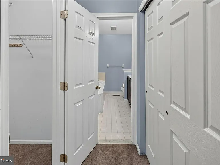 27 Lincoln Dr — Photo 22