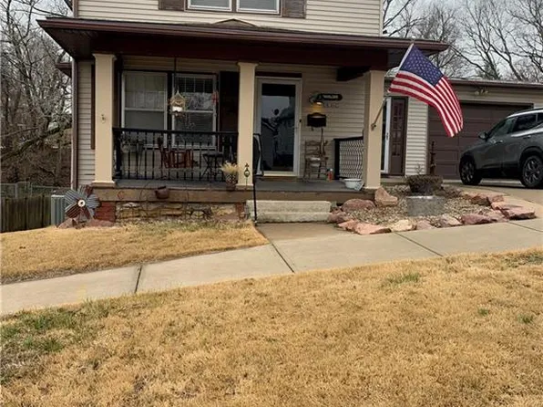 1906 Main St, Saint Joseph, MO 64505