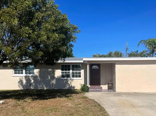 2173 Barry Dr, Fort Myers, FL 33907