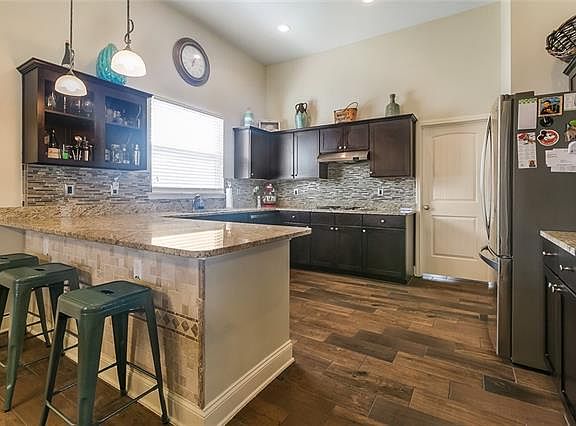 4th image of 2700 Creole Ct