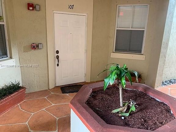 2nd image of 8826 W Flagler St APT 107