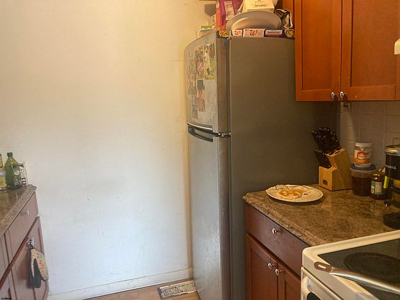 3rd image of 610 Noahs Rd APT 407