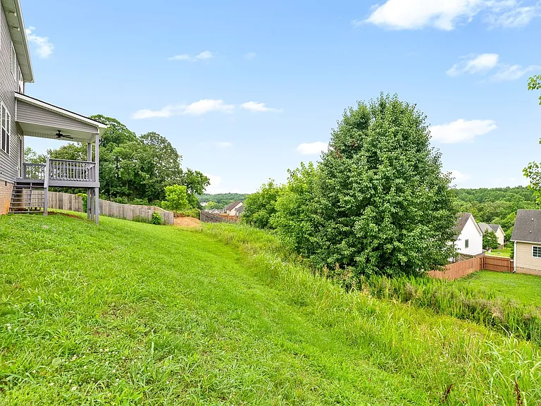 668 Crestone Ct — Photo 32