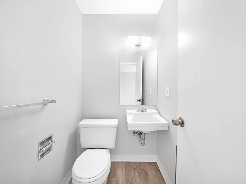 Wetherburne Square Townhomes