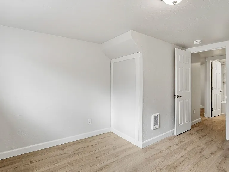 3440 N Huetter Rd #1 — Photo 15