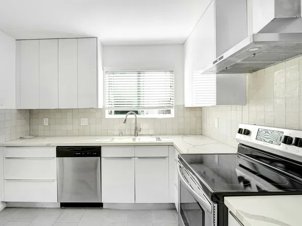 845 20th St - steps to Montana Ave!, 845 20th St APT 102, Santa Monica, CA 90403