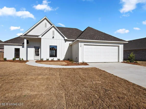 134 Hunters Way, Canton, MS 39046
