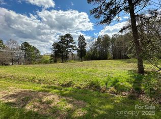 1431 Swift Rd, Oakboro, NC 28129