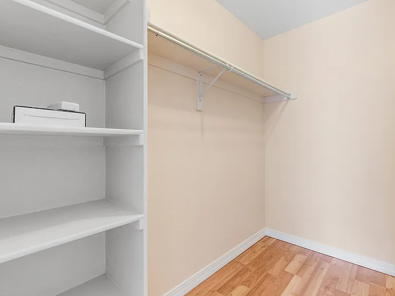 13235 Holly St #E — Photo 12