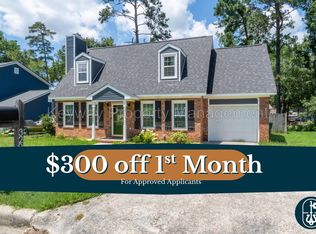 329 Lamplighter Ln, Martinez, GA 30907