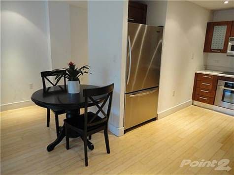 4th image of 458 Ocean Dr #304