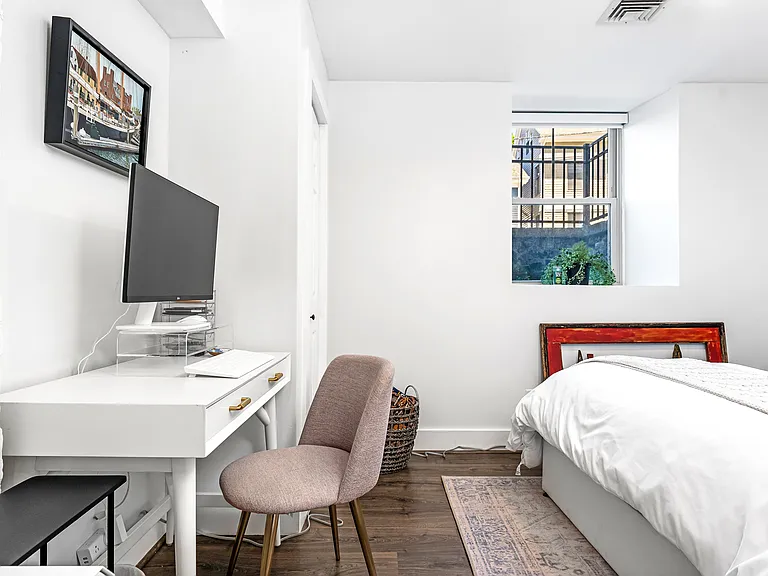426 Spring St #B103 — Photo 14