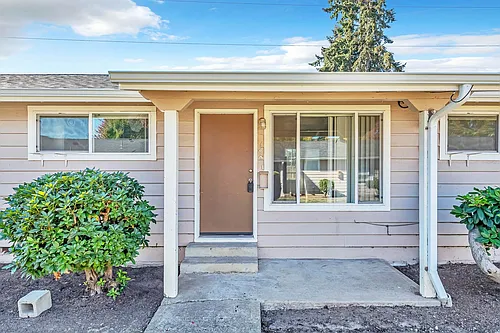 Eastside 1 Photo 1