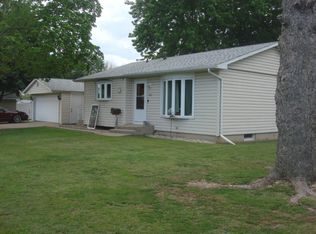 404 E 4th St, Streator, IL 61364