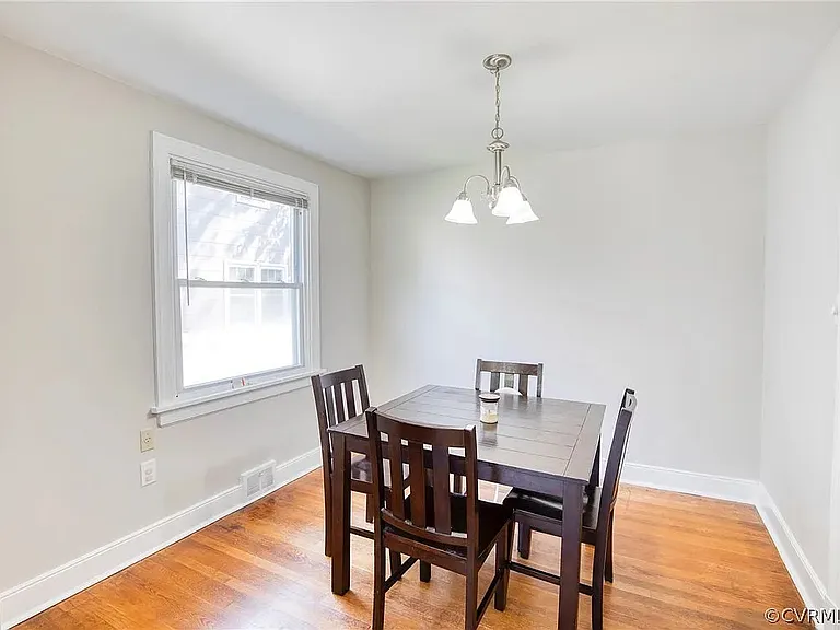 6903 Princess Rd — Photo 7