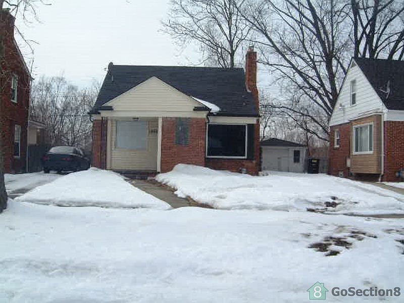 1st image of 18611 Harlow St