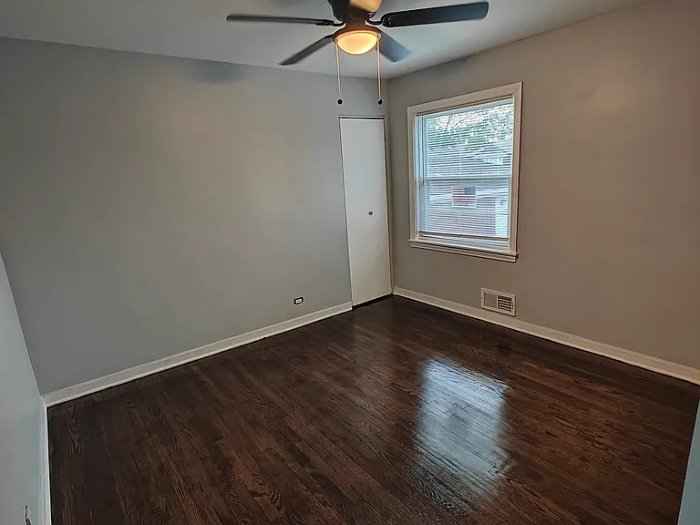 14102 S Clark St — Photo 5