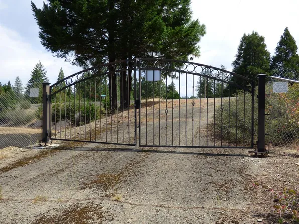 28938 Redwood Hwy, Cave Junction, OR 97523