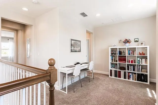 3061 Beatty Dr — Photo 10