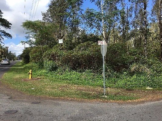 2nd image of Paradise Dr